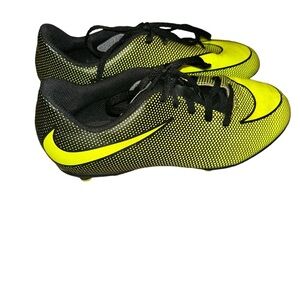 Nike Kids Bravata II FG neon yellow Soccer Cleats kid 4.5 youth